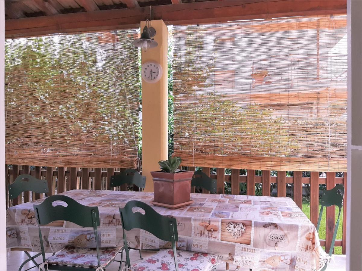 Villa La Casetta Con Giardino A 30 M Dal Mare San Bartolomeo Al Mare Exteriör bild