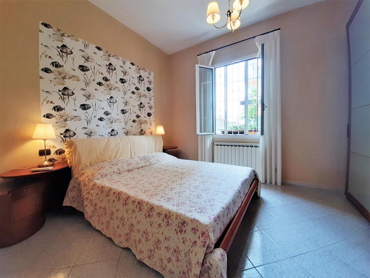Villa La Casetta Con Giardino A 30 M Dal Mare San Bartolomeo Al Mare Exteriör bild